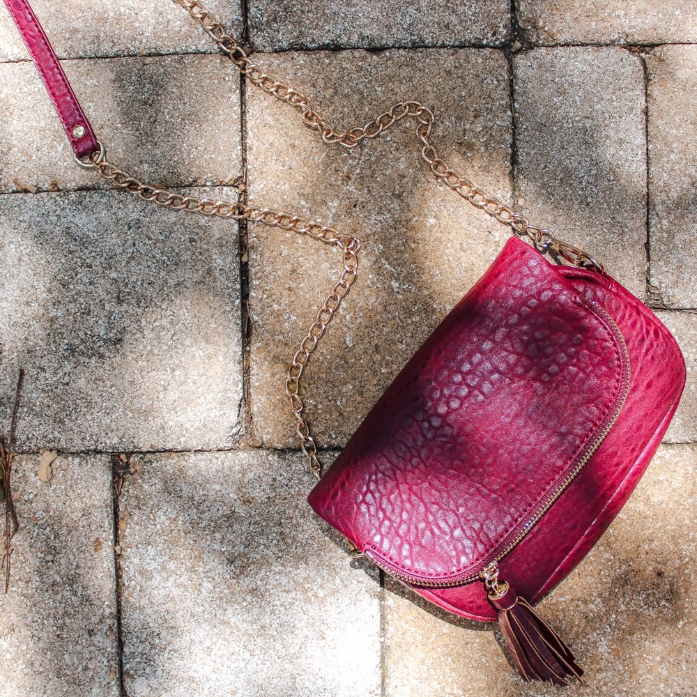 Textured faux leather crossbody
